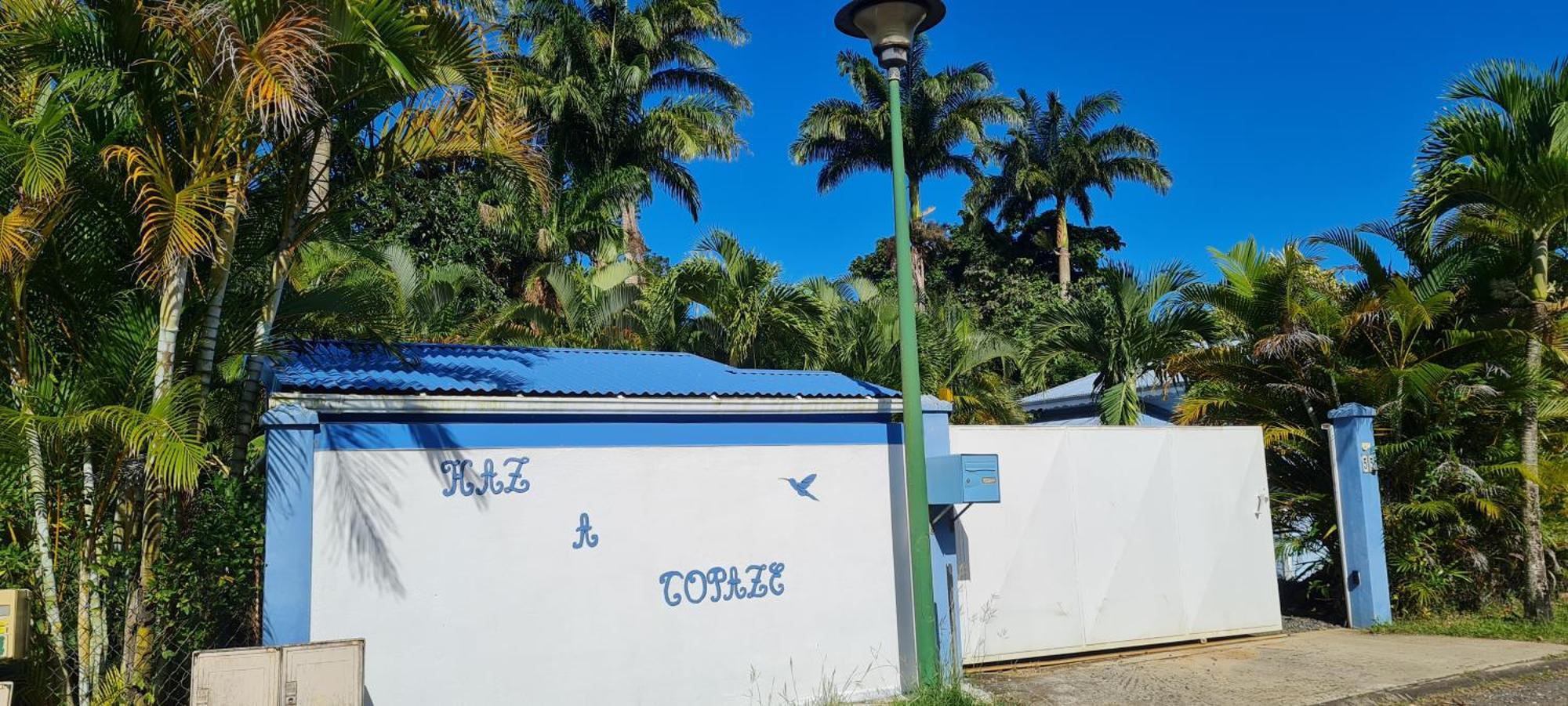 Gite Kaz A Topaze, Piscine, Jardin Tropical Sainte-Rose Exterior foto